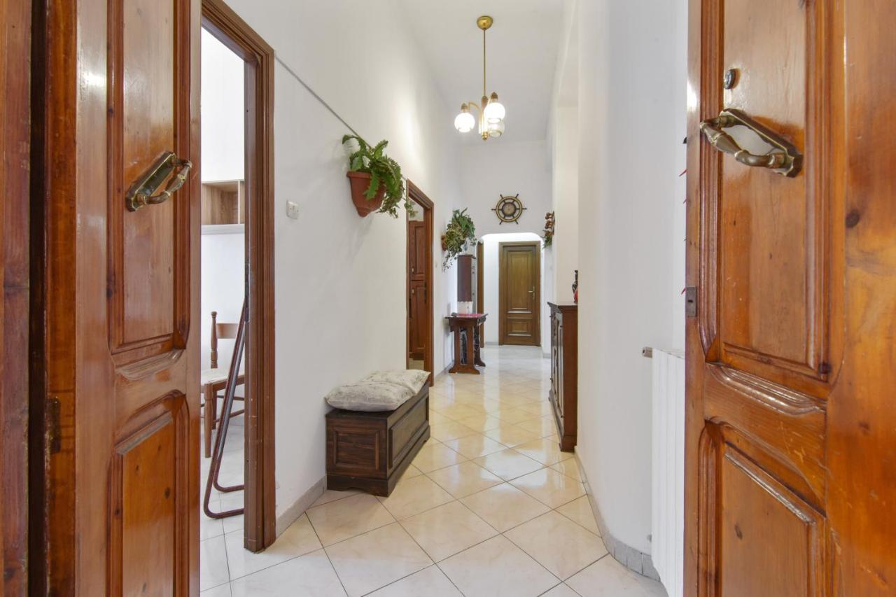 Elegant Apartment With Sea View In Porto Santo Stefano 89 M² Eksteriør bilde