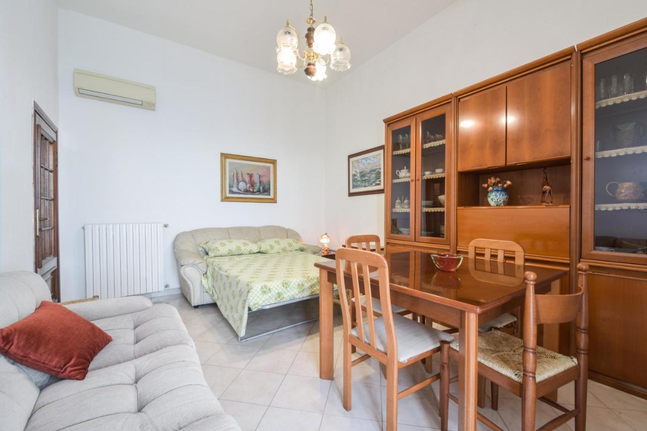 Elegant Apartment With Sea View In Porto Santo Stefano 89 M² Eksteriør bilde