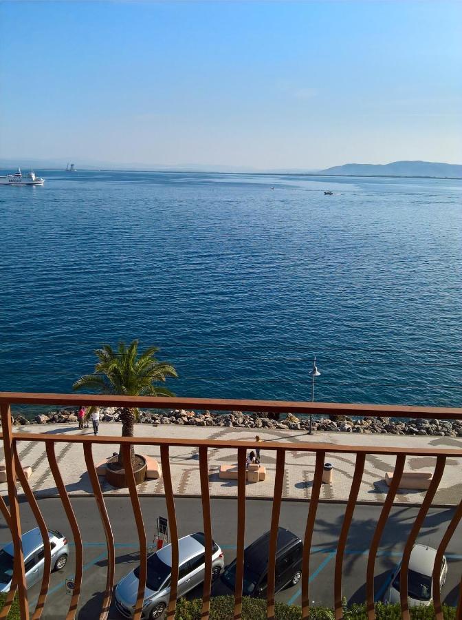Elegant Apartment With Sea View In Porto Santo Stefano 89 M² Eksteriør bilde