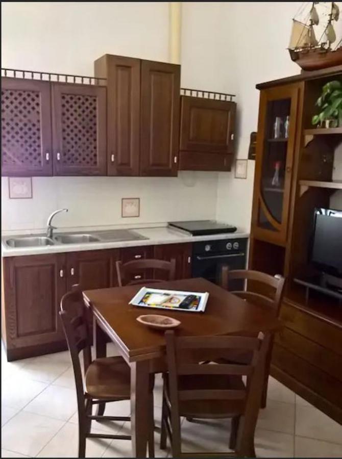 Elegant Apartment With Sea View In Porto Santo Stefano 89 M² Eksteriør bilde