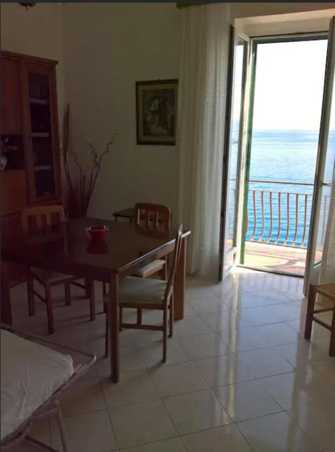 Elegant Apartment With Sea View In Porto Santo Stefano 89 M² Eksteriør bilde